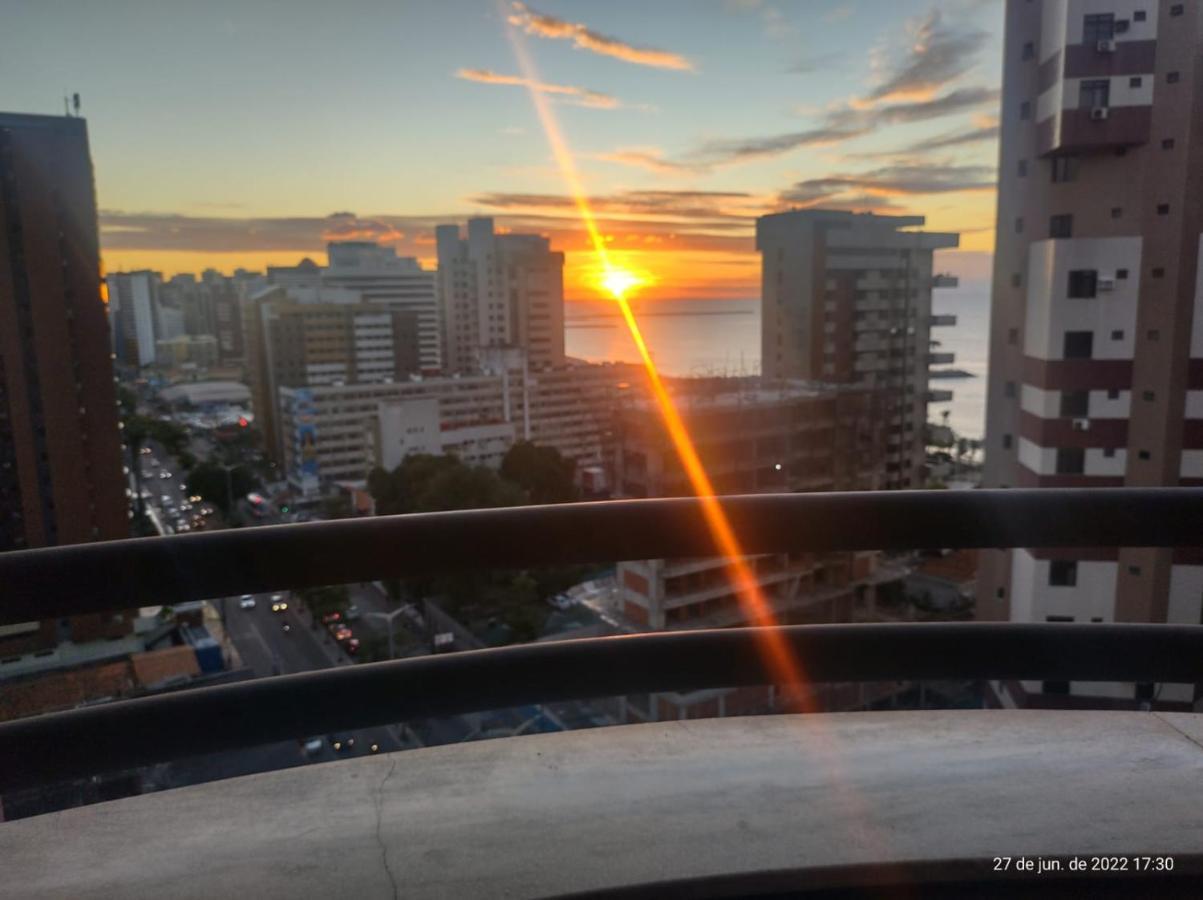 Lindo Flat Proximo A Beira Mar De Meireles Fortaleza Esterno foto